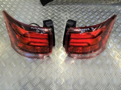 Outlander iii lift лампа задня права ліва крила фото №1