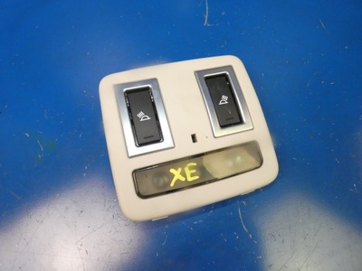 Jaguar xe x760 лампа внутрішня кабіни задня фото №1