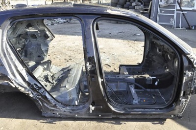 Volvo xc40 2017- блок двигуна a поріг правий фото №1