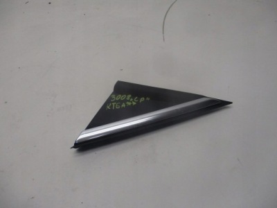 Трикутник захист крила ліва peugeot 3008 фото №1