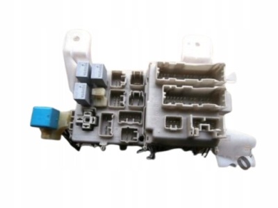 Корпус предохранителей toyota corolla e12 1.6 b 2001-2007 год фото №1