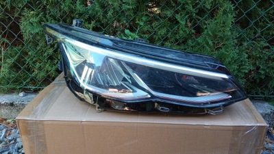 FARO PARTE DELANTERA VW GOLF VIII DIODO LUMINOSO LED  