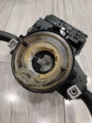 Перемикач комбінований audi a3 8p 8p0907137bg фото №1