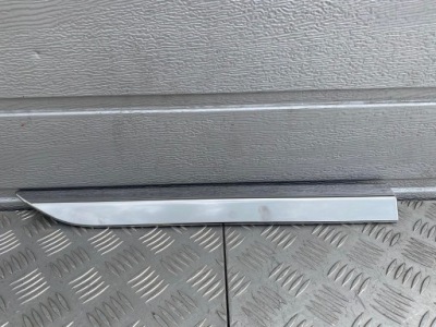 Toyota rav4 v молдинг хром левый задняя фото №1