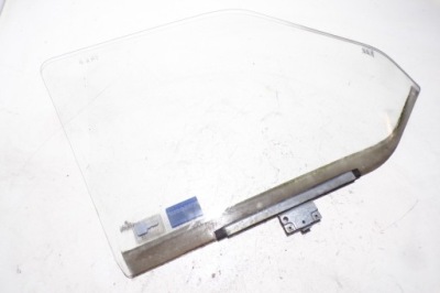 Стекло левых передних дверь vw фото №1