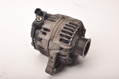 Toyota corolla e12 1.4 vvti генератор 0124315024 фото №1