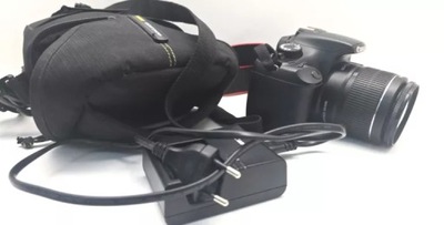 APARAT CANON DS126291 EOS 1100D/POKROWIEC