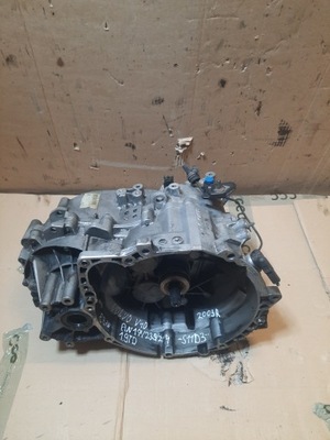 КОРОБКА ПЕРЕДАЧ VOLVO V40 1.9TD 85KW 2003R OE 1023825