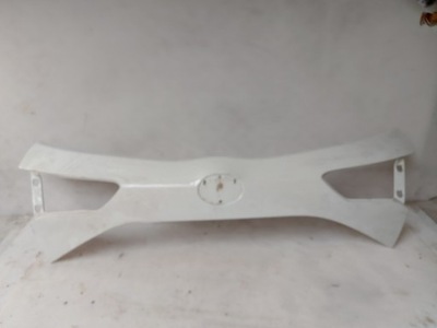 Toyota yaris iii lift накладка крышки задняя фото №1