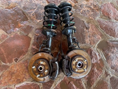 Kia picanto i поворотний кулак амортизатор лівий фото №1