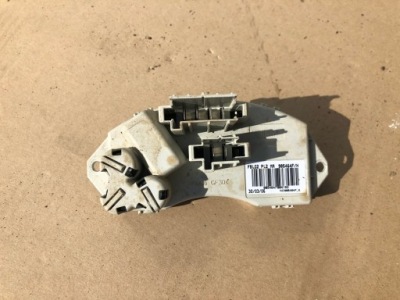 Резистор вентилятор регулятор резистор bmw e90 e92 фото №1