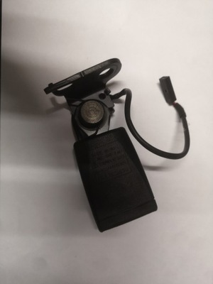 Porsche macan 95b замок поперечина задняя 95b857753a фото №1