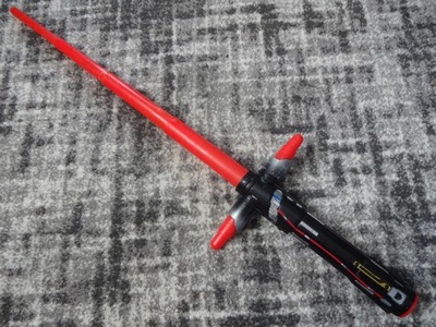 Miecz świetlny Star Wars Kylo Ren