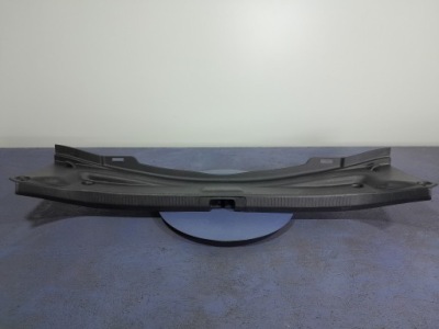 Toyota camry viii xv70 17- защита порог багажника поперечина задняя 58387-33140 фото №1