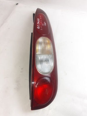 Kia clarus kombi лампа права задня задня фото №1