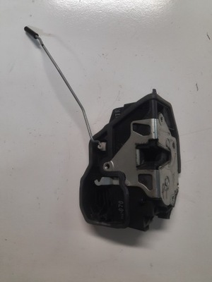 Замок двері правий задня bmw 1 e87 фото №1