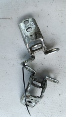 Петли дверь перед правый nissan juke i f15 фото №1