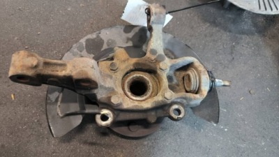 Поворотний кулак права перед fiat freemont фото №1