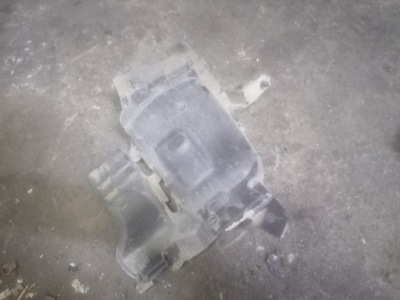 Захист підкрилок правий перед logan ii 638302752r фото №1