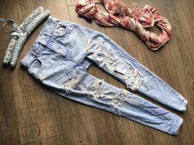 bershka spodnie jeans dziury wysokie 34