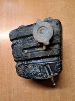 Бак жидкость охлаждающий mercedes 107 sl slc 1075000049 фото №1