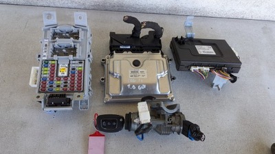 Бортовий комп'ютер набір hyundai i20 ii lift 1.0 gdi фото №1