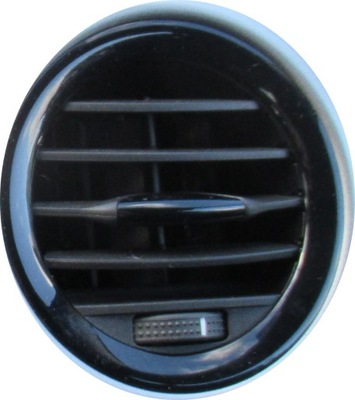 Opel corsa d решітка обдув фото №1