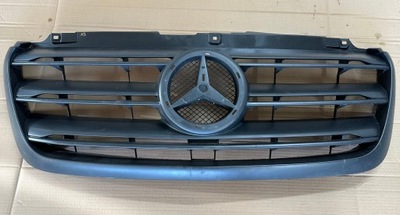 Mercedes 910 sprinter a9108852600 решётка радиатора решётка радиатора фото №1