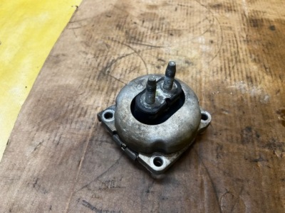 Кронштейн кронштейн подушка коробки передач mercedes gls x166 фото №1