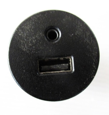 Iveco daily vi разъём usb / aux фото №1