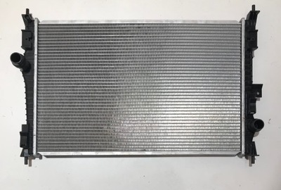 Радіатор води peugeot 3008 2016- nowa фото №1