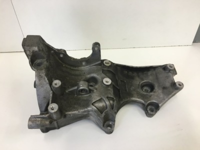 Audi a4 b6 b7 2.0 b alt кронштейн генератора 06d903143c фото №1