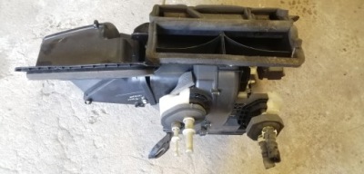 Mazda 2 de 07-14 обігрівач механічна фото №1