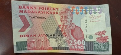 BANKNOT MADAGASKAR 500 ARIARY 1998 ROK