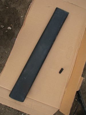 Молдинг двері права задня peugeot partner berlingo i lift 9634562977 фото №1