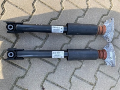 Mini f56 амортизатор задний  правый левый комплект 6852426 фото №1