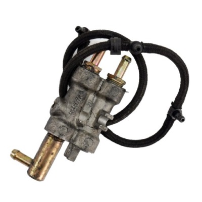 Распределитель топлива 2.4 jtd marea alfa 166 156 lybra kappa thesis 46480170 фото №1