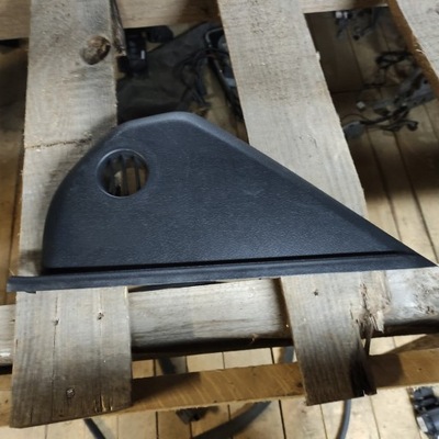 Заглушка консоли левая dodge challenger 15- фото №1