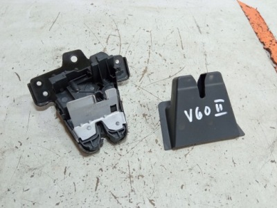 Volvo v60 ii замок задний крышки задняя 31484235 2018- фото №1