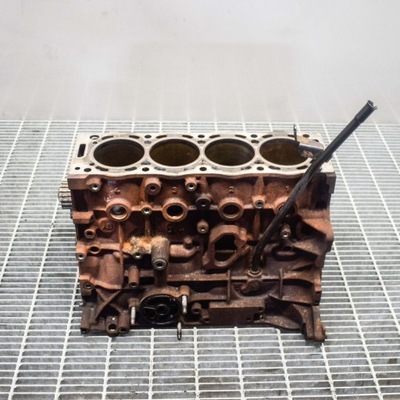 Volvo v50 2008 блок двигателя фото №1