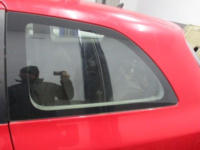 Скло кузовна ліва задня yaris ii 3d 11r фото №1