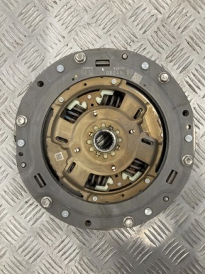 Сцепление toyota yaris iv 20- 1.5 hybrid фото №1