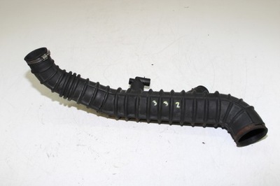 Гумовий елемент труба повітрозабірник повітря chrysler voyager iii 3 2.5td 04861177ab фото №1