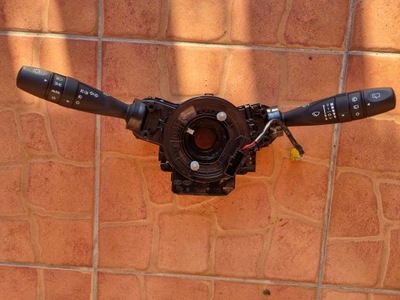 Hyundai i10 перемикач комбінований стрічка подушка безпеки фото №1