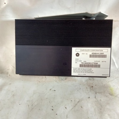 Dodge ram 09- підсилювач 05064418am harman usa фото №1