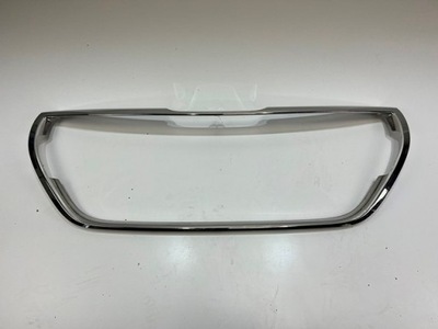 Решётка радиатора решётка радиатора хром бампера peugeot 208 lift 15- фото №1