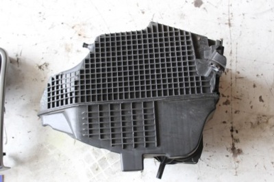 Dacia sandero ii 0.9 корпус фільтра повітря фото №1