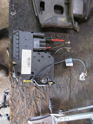 Клемма mercedes w212 фото №1