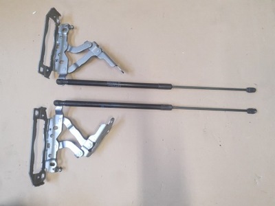 Mercedes c w204 lift 792 петля капот левый+ правый фото №1