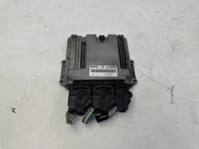 Бортовий комп'ютер блок керування renault trafic iii 0281032700 237103984r фото №1